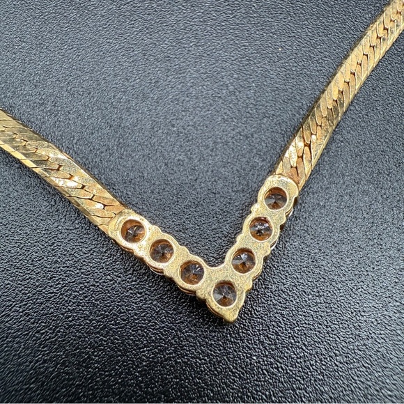 Vintage 1980s Majesty Collection V Shaped Elegant Gold Necklace with CZ Sparkle - Picture 4 of 17